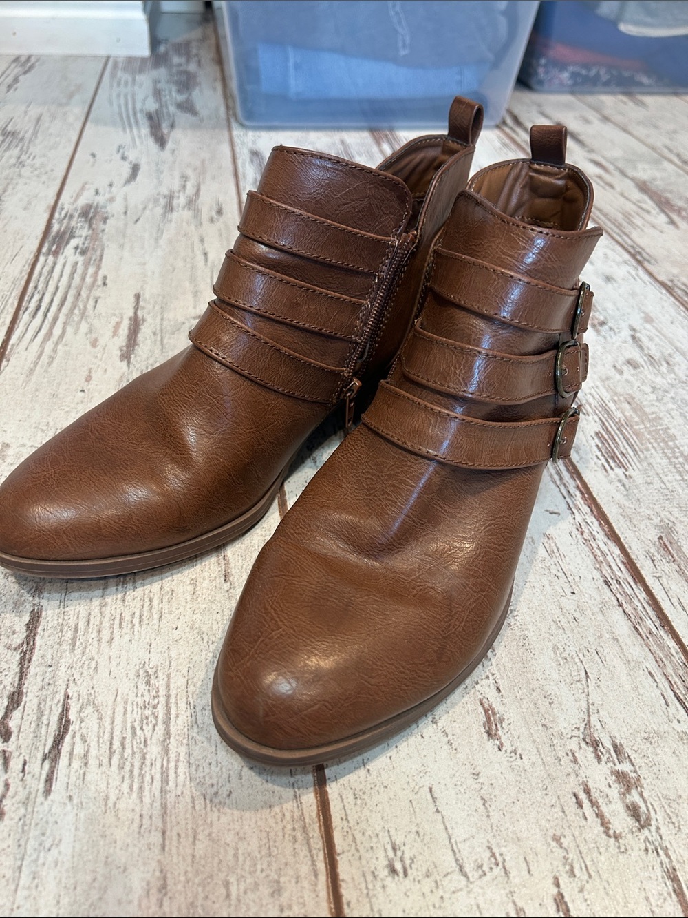 IMPULSE Size 11 Brown Ankle Boots